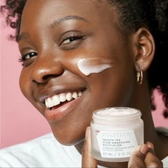 Volition Yaupon Tea Glow-Awakening Moisturizer NIB - Picture 3 of 4